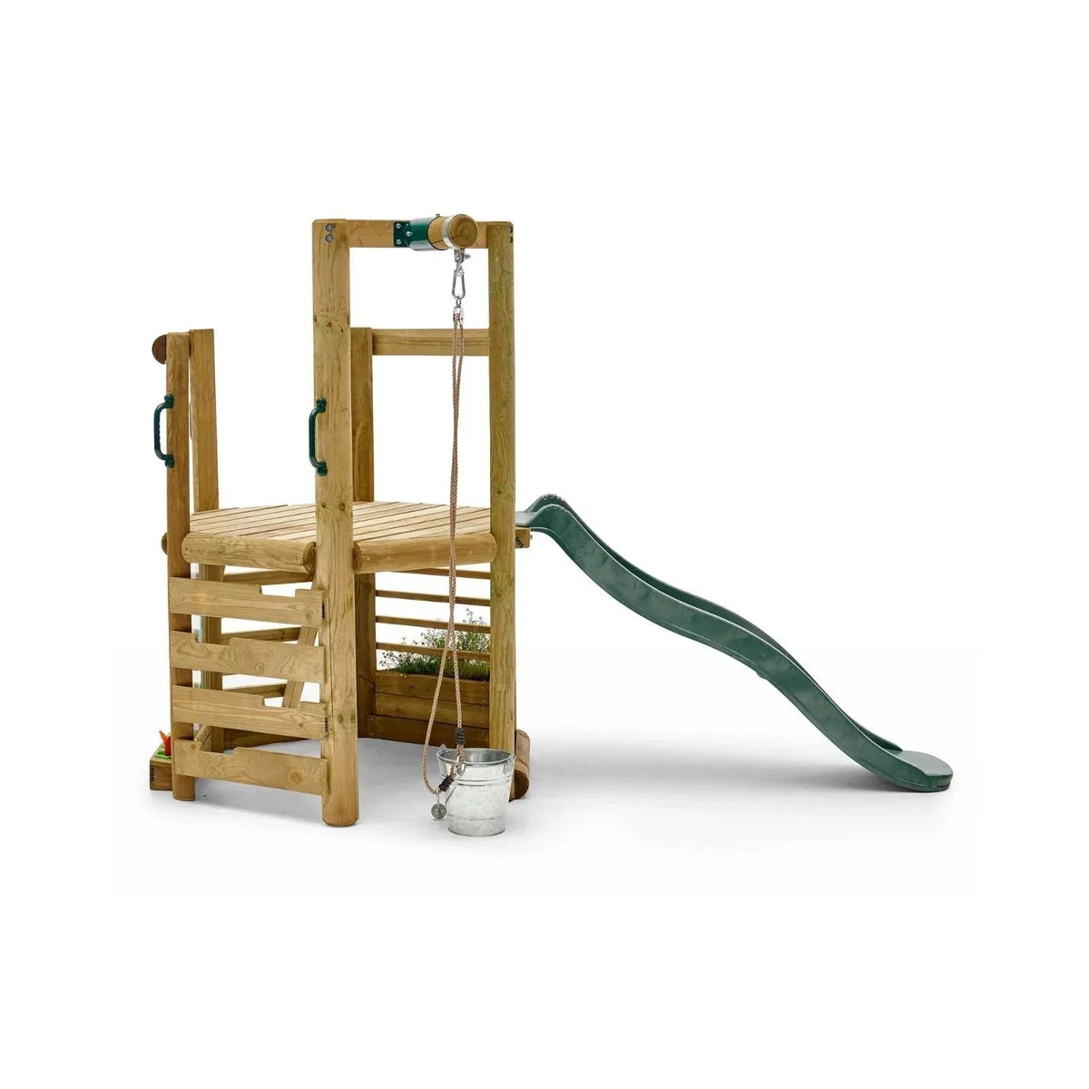 Plum Discovery Woodland Treehouse