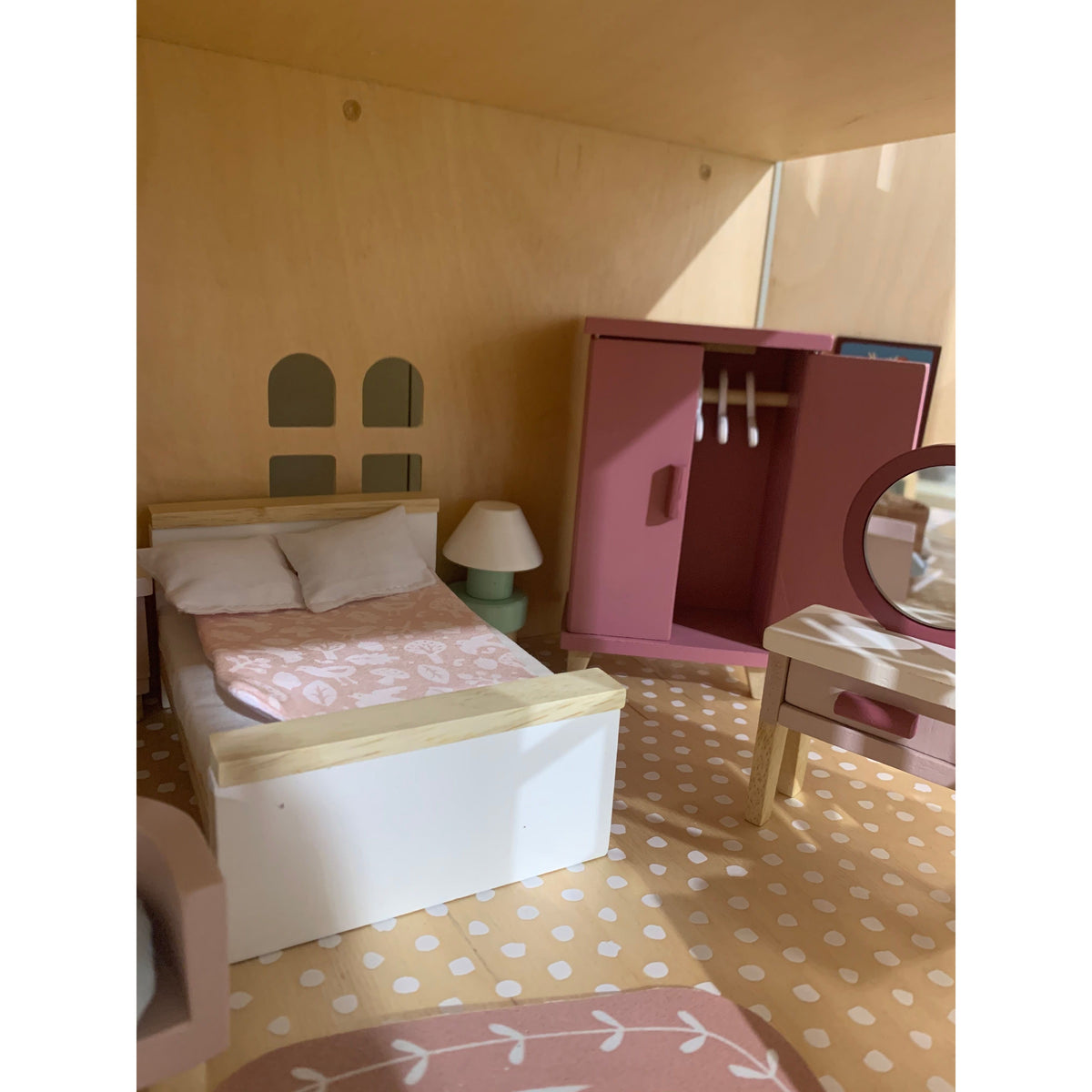 Dolls House Bedroom Furniture