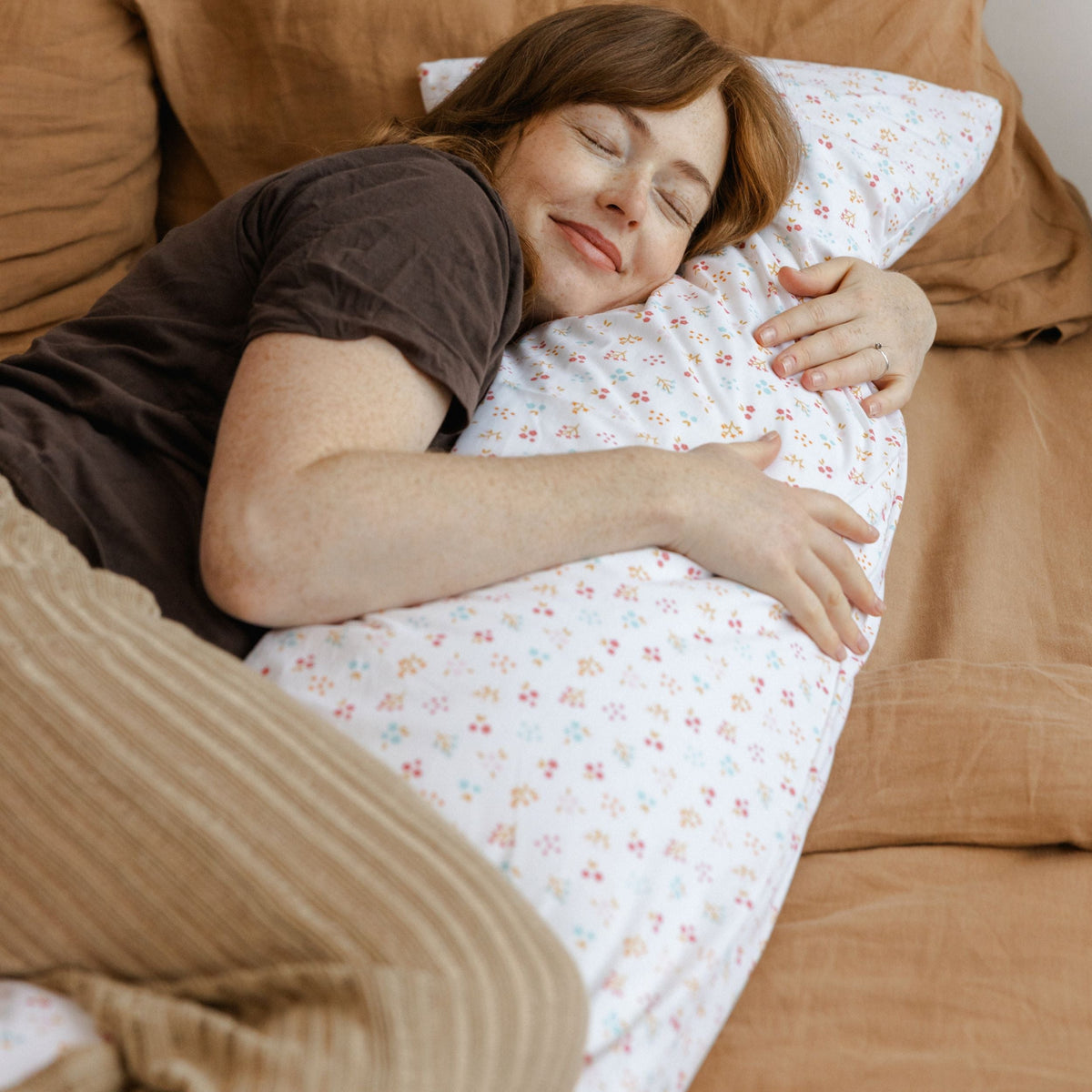 MINICAMP Full Body Pillow for Sleeping & Lumbar Support with Organic Cover in Milk White