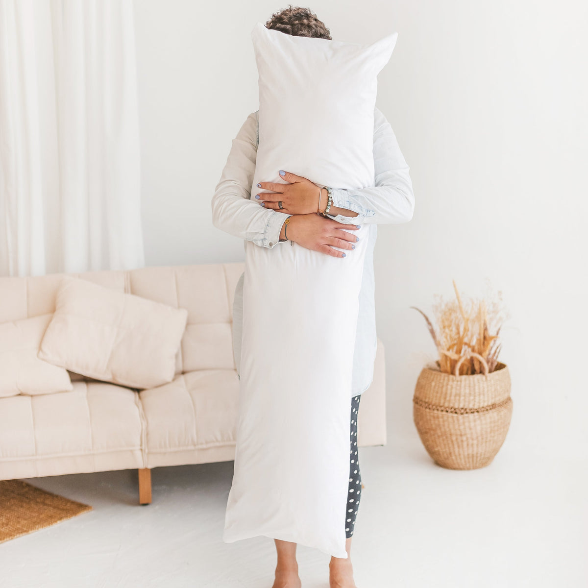MINICAMP Full Body Maternity Pillow with Organic Cover – Long Pregnancy Pillow for Sleeping & Lumbar Support
