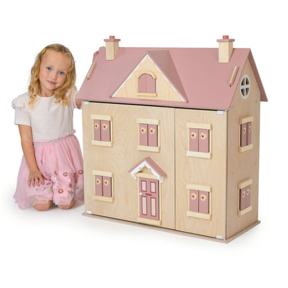 Alouette Dolls House